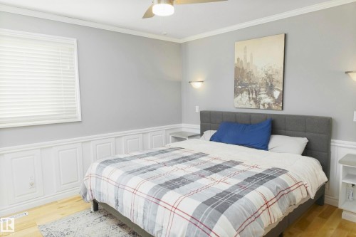 5226 43 Street, Barrhead, AB - Indoor Photo Showing Bedroom