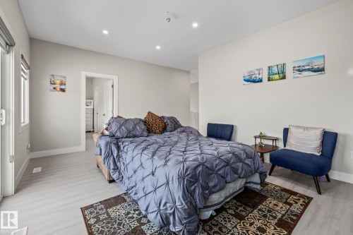 5225 55 55St, Wabamun, AB - Indoor Photo Showing Bedroom