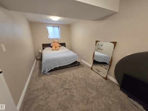 14612 117 Street Nw, Edmonton, AB - Indoor Photo Showing Bedroom