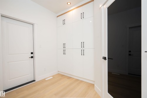 165 Edgewater Cir, Leduc, AB - Indoor Photo Showing Other Room