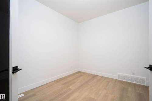 165 Edgewater Cir, Leduc, AB - Indoor Photo Showing Other Room
