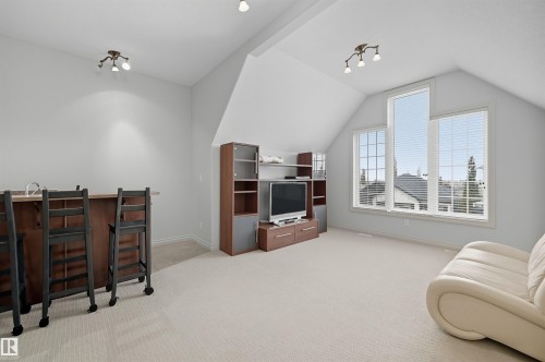 3411 Macneil Link, Edmonton, AB - Indoor