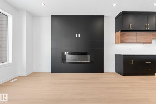 94 Blackbird Bend, Fort Saskatchewan, AB - Indoor With Fireplace