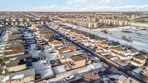 View of urban area - 4507 164A Avenue, Edmonton, AB - Outdoor With View