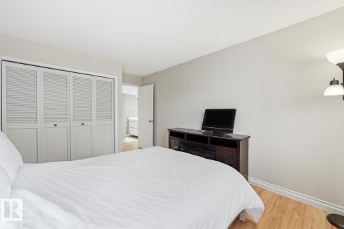 204 14810 51 Avenue, Edmonton, AB - Indoor Photo Showing Bedroom