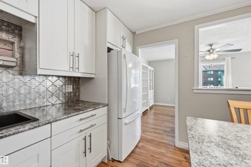 204 14810 51 Avenue, Edmonton, AB - Indoor Photo Showing Kitchen