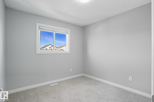 1565 33A Street, Edmonton, AB - Indoor Photo Showing Other Room
