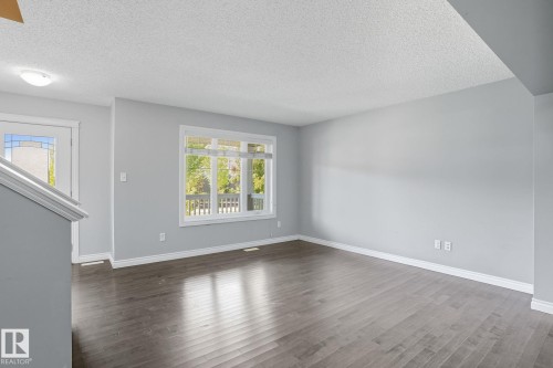 1565 33A Street, Edmonton, AB - Indoor Photo Showing Other Room