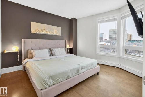 401 10504 99 Avenue, Edmonton, AB - Indoor Photo Showing Bedroom
