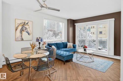 401 10504 99 Avenue, Edmonton, AB - Indoor