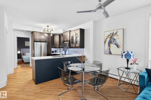 401 10504 99 Avenue, Edmonton, AB - Indoor