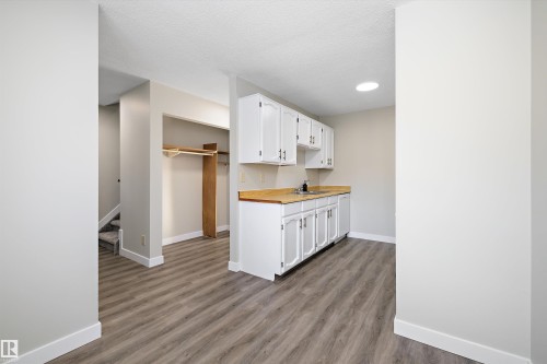 3127 139 Avenue, Edmonton, AB - Indoor