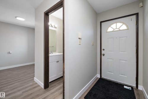 3127 139 Avenue, Edmonton, AB - Indoor Photo Showing Other Room