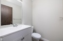 3127 139 Avenue, Edmonton, AB  - Indoor Photo Showing Bathroom 