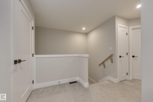 205 Caledonia Drive, Leduc, AB - Indoor Photo Showing Other Room