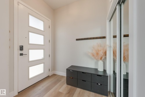 205 Caledonia Drive, Leduc, AB - Indoor Photo Showing Other Room