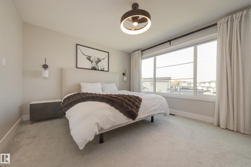 205 Caledonia Drive, Leduc, AB - Indoor Photo Showing Bedroom