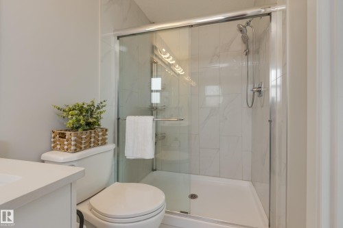 205 Caledonia Drive, Leduc, AB - Indoor Photo Showing Bathroom