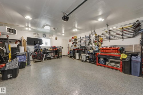 205 Caledonia Drive, Leduc, AB - Indoor Photo Showing Garage