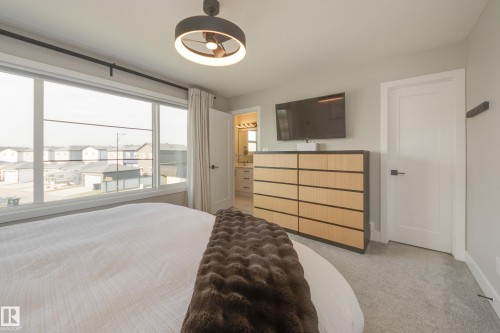 205 Caledonia Drive, Leduc, AB - Indoor Photo Showing Bedroom