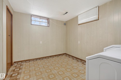 13116 63 Street, Edmonton, AB - Indoor