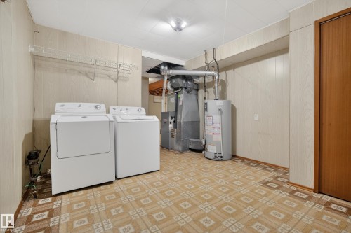 13116 63 Street, Edmonton, AB - Indoor Photo Showing Laundry Room