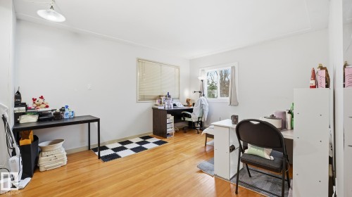 Office featuring light wood-style floors - 11520 78 Avenue Nw, Edmonton, AB - Indoor