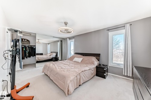 12924 157 Avenue, Edmonton, AB - Indoor Photo Showing Bedroom