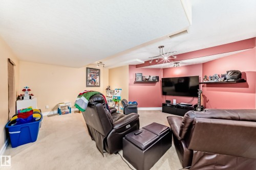 12924 157 Avenue, Edmonton, AB - Indoor