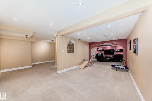 12924 157 Avenue, Edmonton, AB - Indoor