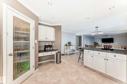 12924 157 Avenue, Edmonton, AB - Indoor