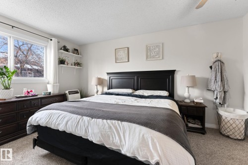 6063 35A Avenue, Edmonton, AB - Indoor Photo Showing Bedroom