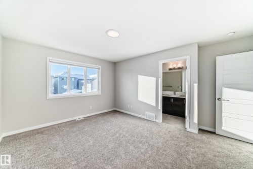 5025 Kinney Link Link, Edmonton, AB - Indoor Photo Showing Other Room