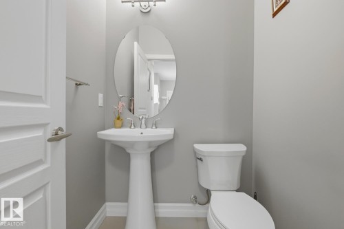 12244 167B Avenue, Edmonton, AB - Indoor Photo Showing Bathroom