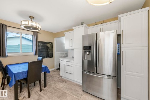 5924 152A Avenue, Edmonton, AB 