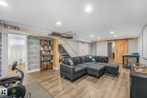 5924 152A Avenue, Edmonton, AB 