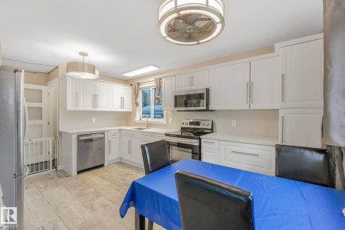 5924 152A Avenue, Edmonton, AB 