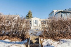 10511 80 Street  Edmonton, AB T6A 3J8