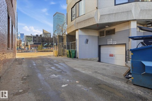 301 10106 105 Street, Edmonton, AB - Outdoor