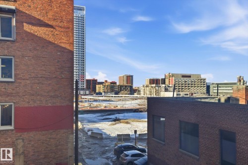 301 10106 105 Street, Edmonton, AB - Outdoor