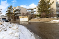110 9804 101 Street  Edmonton, AB T5K 2X3