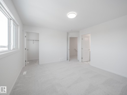 17311 6 Street, Edmonton, AB - Indoor Photo Showing Other Room