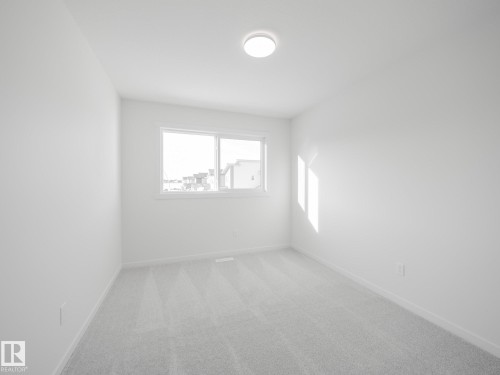 17311 6 Street, Edmonton, AB - Indoor Photo Showing Other Room