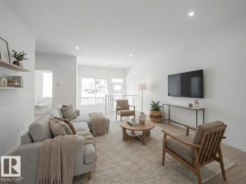 17311 6 Street, Edmonton, AB - Indoor Photo Showing Living Room