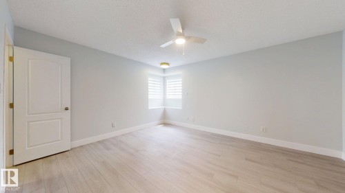 1415 49A Street, Edmonton, AB - Indoor Photo Showing Other Room