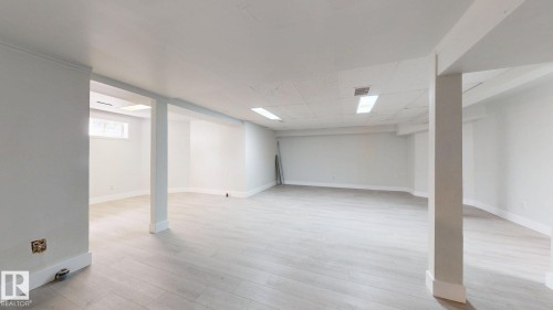 1415 49A Street, Edmonton, AB - Indoor Photo Showing Other Room