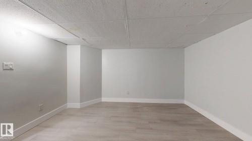 1415 49A Street, Edmonton, AB - Indoor Photo Showing Other Room