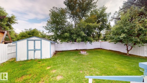 1415 49A Street, Edmonton, AB - Outdoor With Backyard