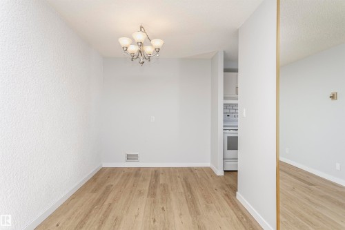 1004 11307 99 Avenue, Edmonton, AB - Indoor Photo Showing Other Room