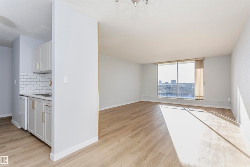 1004 11307 99 Avenue, Edmonton, AB - Indoor